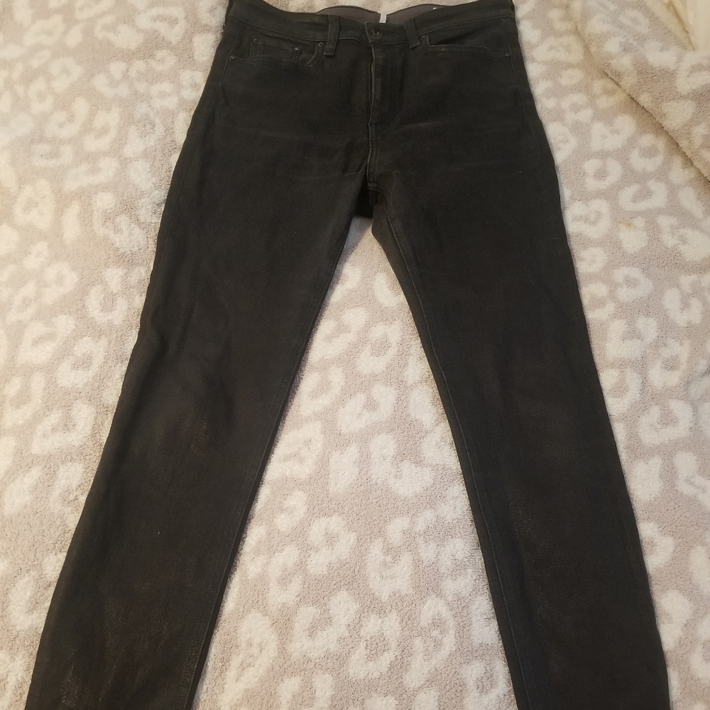Black skinny jeans